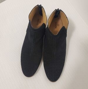 Susina Black Perforated Suede Backside Zip Close Booties Size 8.5, Casual